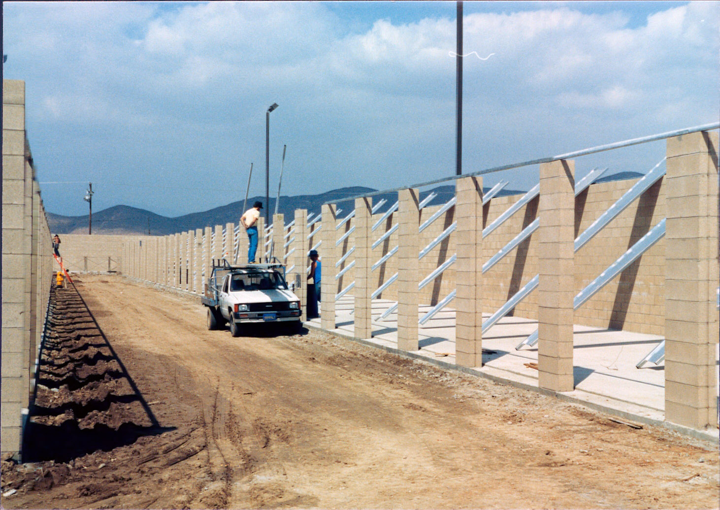 Allec Self Storage Self Storage in Jurupa Valley, CA